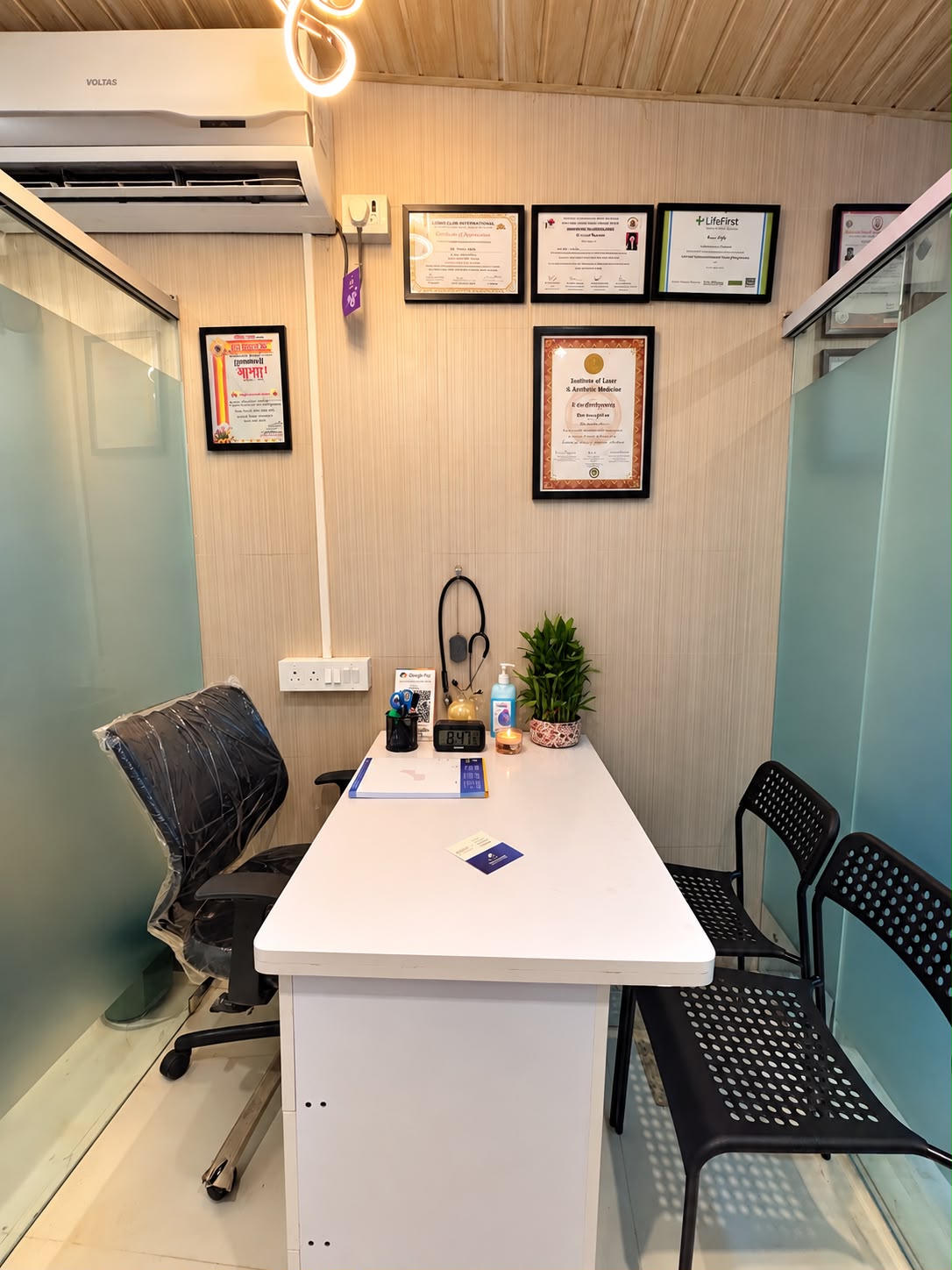 Consulting cabin at Dr. Hafiz Clinic